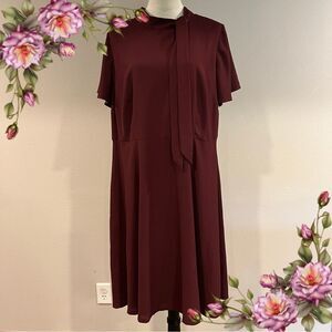 Talbots burgundy color plus size short sleeves formal dress with belt size 14WP